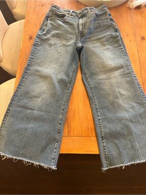 Madewell Wide-Leg Blue Denim Jeans with Raw Hem